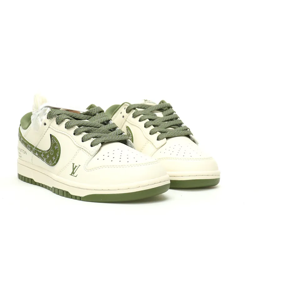 Louis Vuitton x SB Dunk Low Monogram Narrow Toe Design