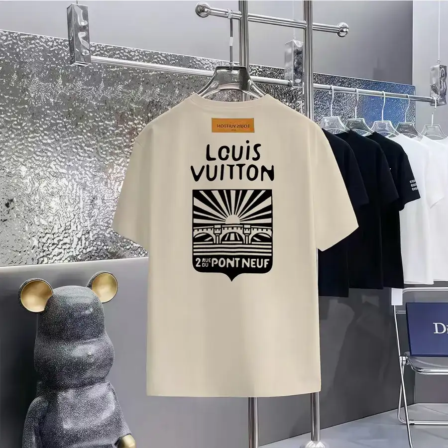 LOUIS VUITTON Print Round Neck Short Sleeve T Shirt