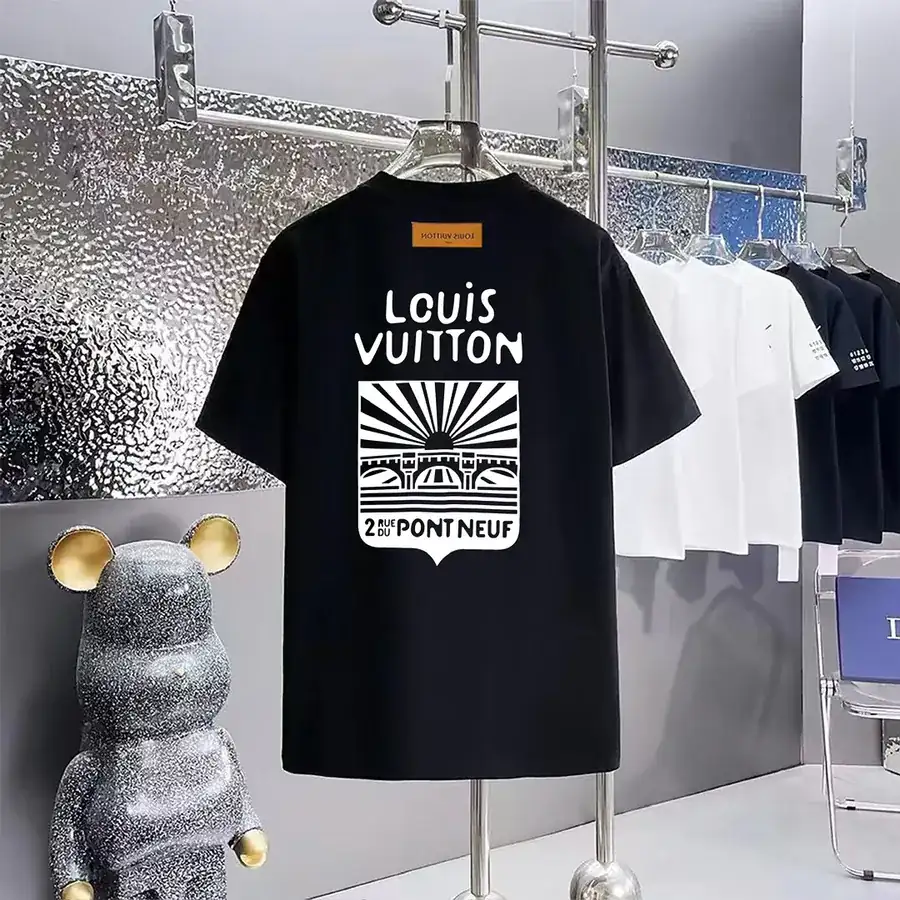 LOUIS VUITTON Print Round Neck Short Sleeve T Shirt