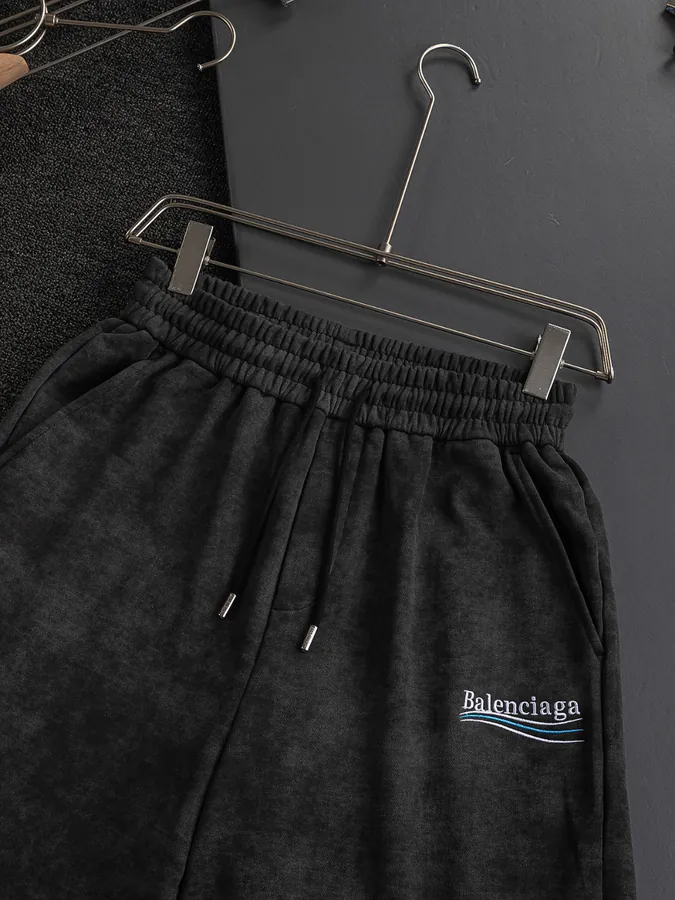 Balenciaga Parisian Style Oversized Short Sleeve Shorts