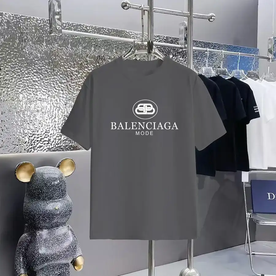Balenciaga Parisian Print Round Neck Short Sleeve T Shirt