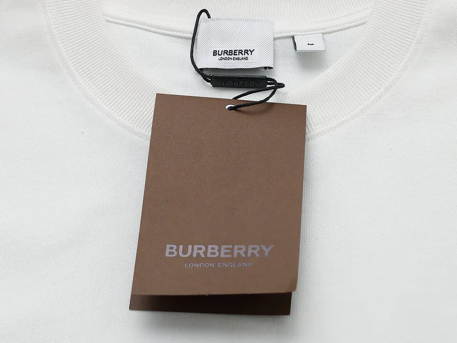 BURBERRY Logo Classic Short Sleeve T Shirt