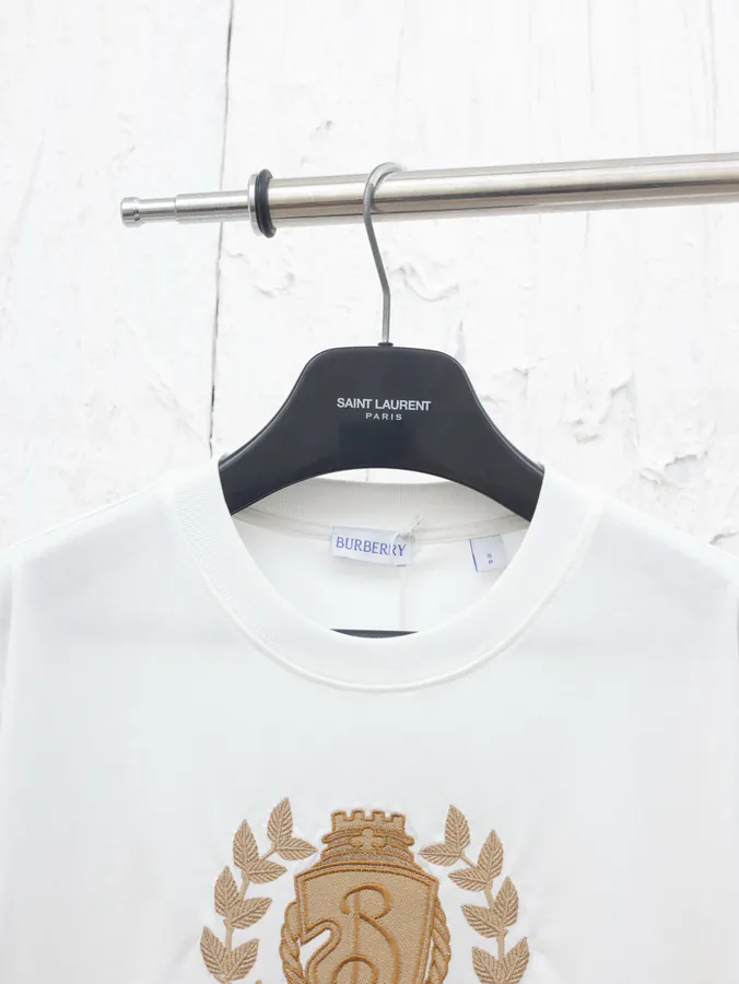 Burberry 25 Spring Summer New Gold Leaf Logo Short Sleeve T Shirt