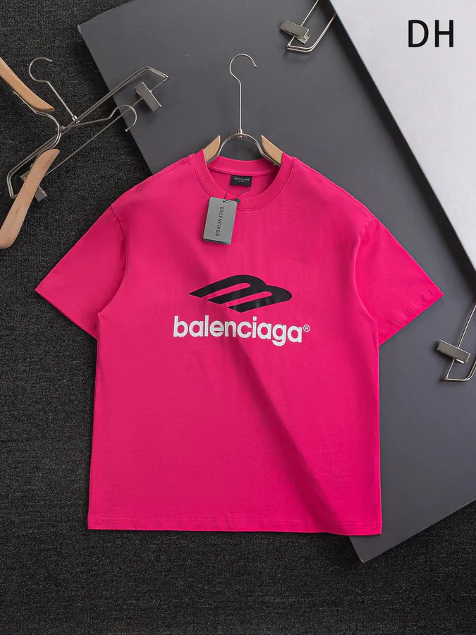 Balenciaga Be Different Round Neck T Shirt