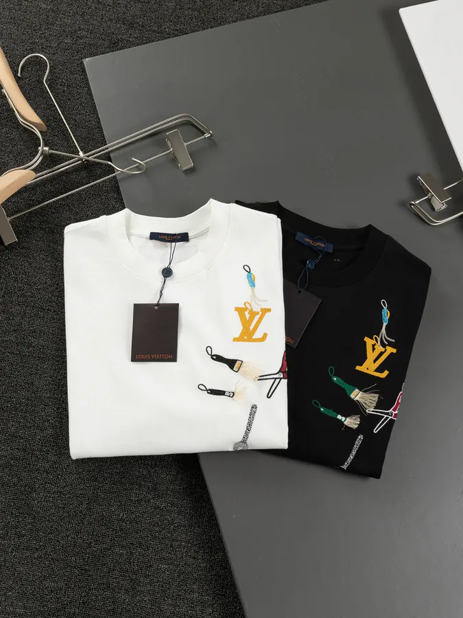 Louis Vuitton 1V Multi Tools Round Neck Short Sleeve