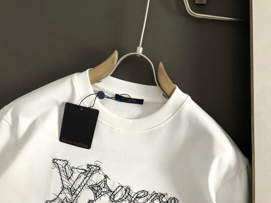 LV 25 Early Spring New Collection Exclusive Star Supply Oversized T Shirt with Embroidery