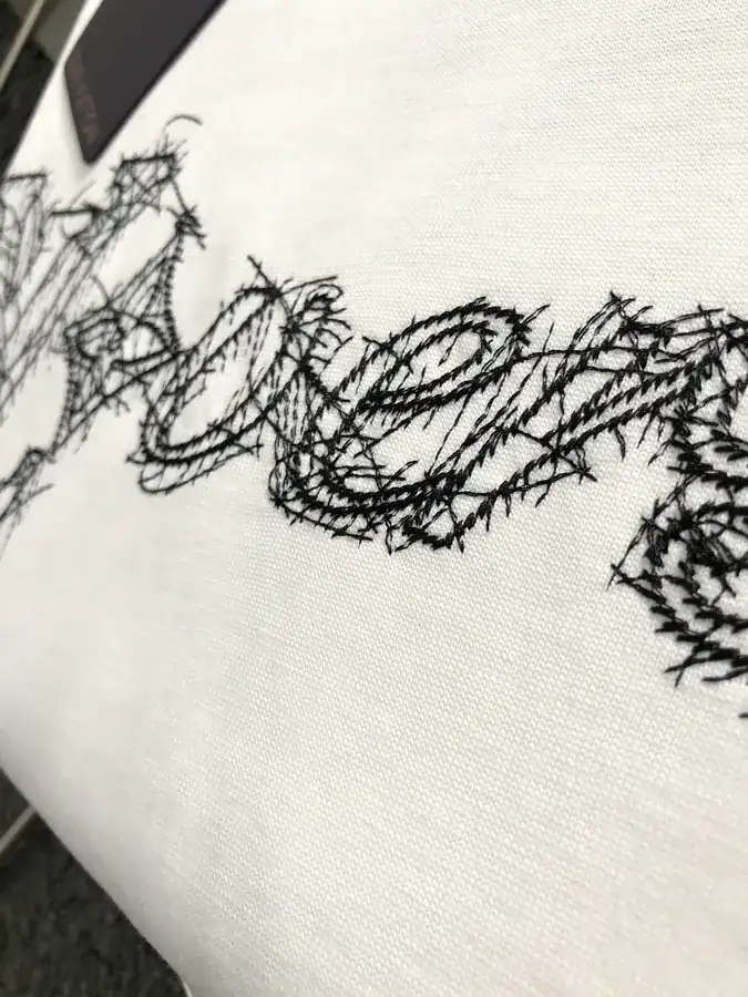 LV 25 Early Spring New Collection Exclusive Star Supply Oversized T Shirt with Embroidery