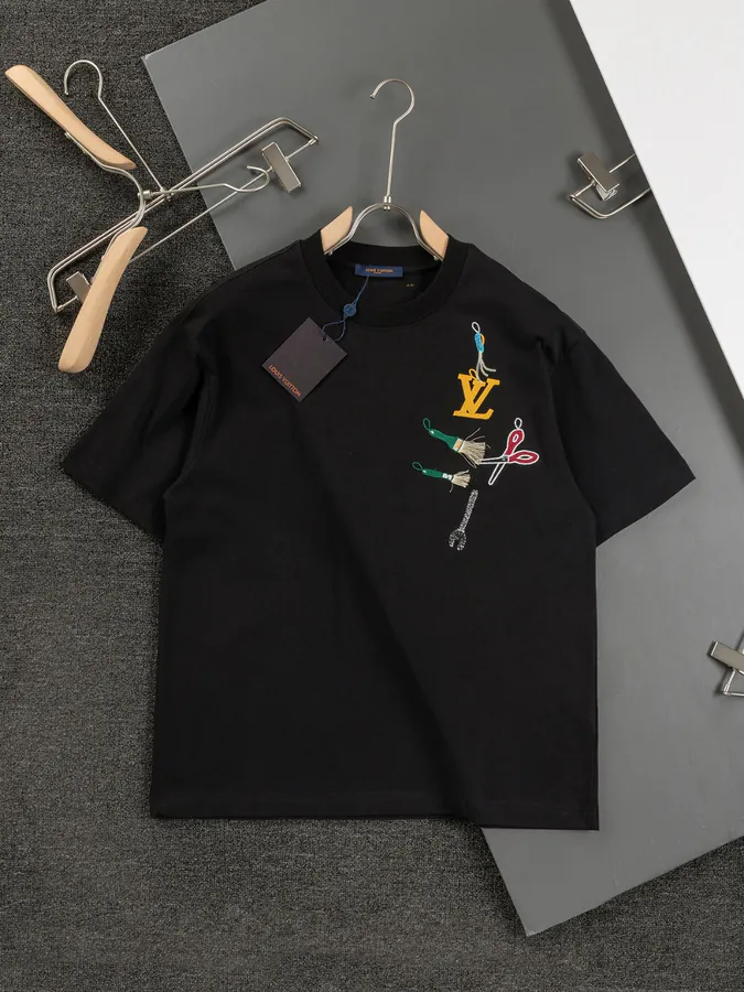 Louis Vuitton 1V Multi Tools Round Neck Short Sleeve