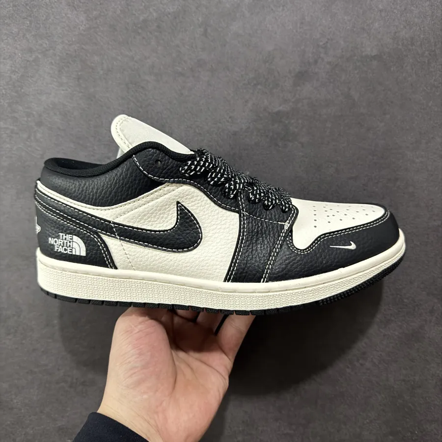 CX Exclusive Air 1 Low