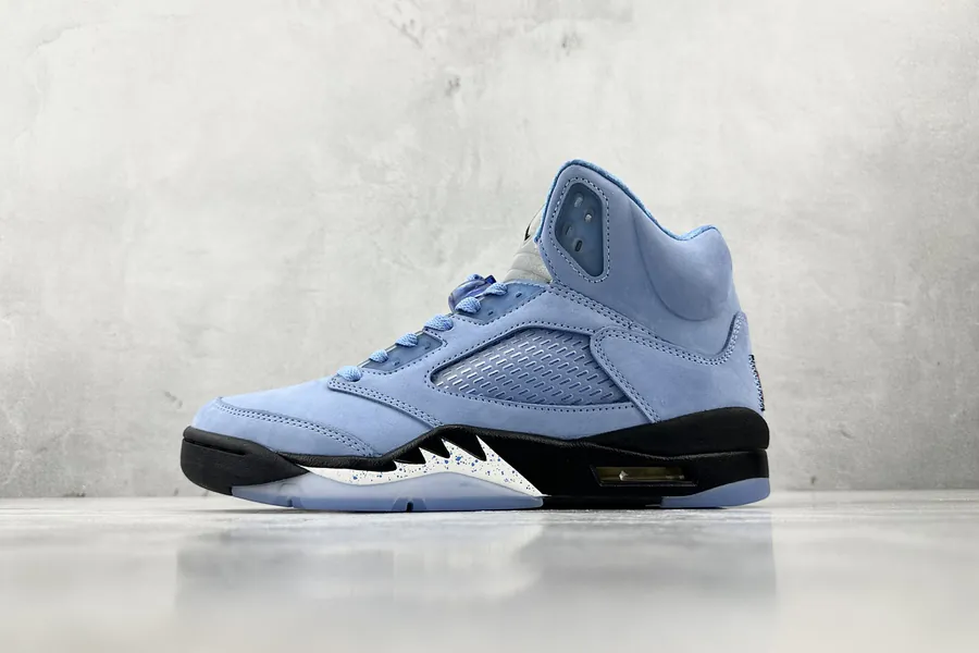 Air Jordan 5 UNC Premium Sneaker