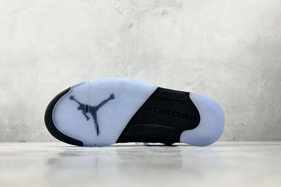 Air Jordan 5 UNC Premium Sneaker