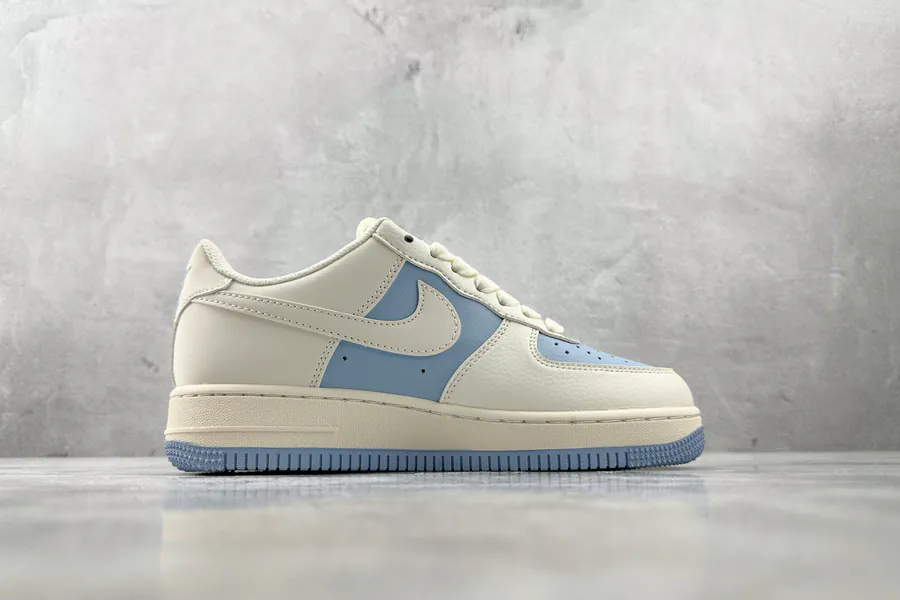 Nike Air Force 107 LV Exclusive Original