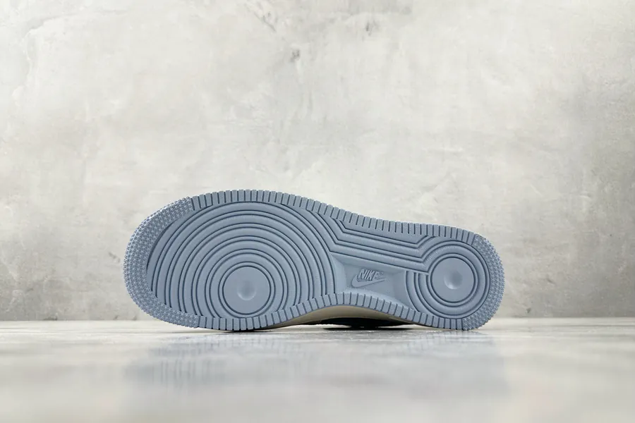Nike Air Force 107 LV Exclusive Original