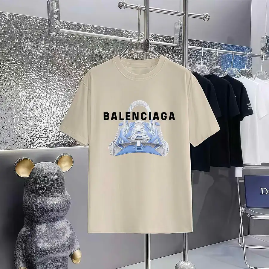 Balenciaga Parisian Print Round Neck Short Sleeve T Shirt