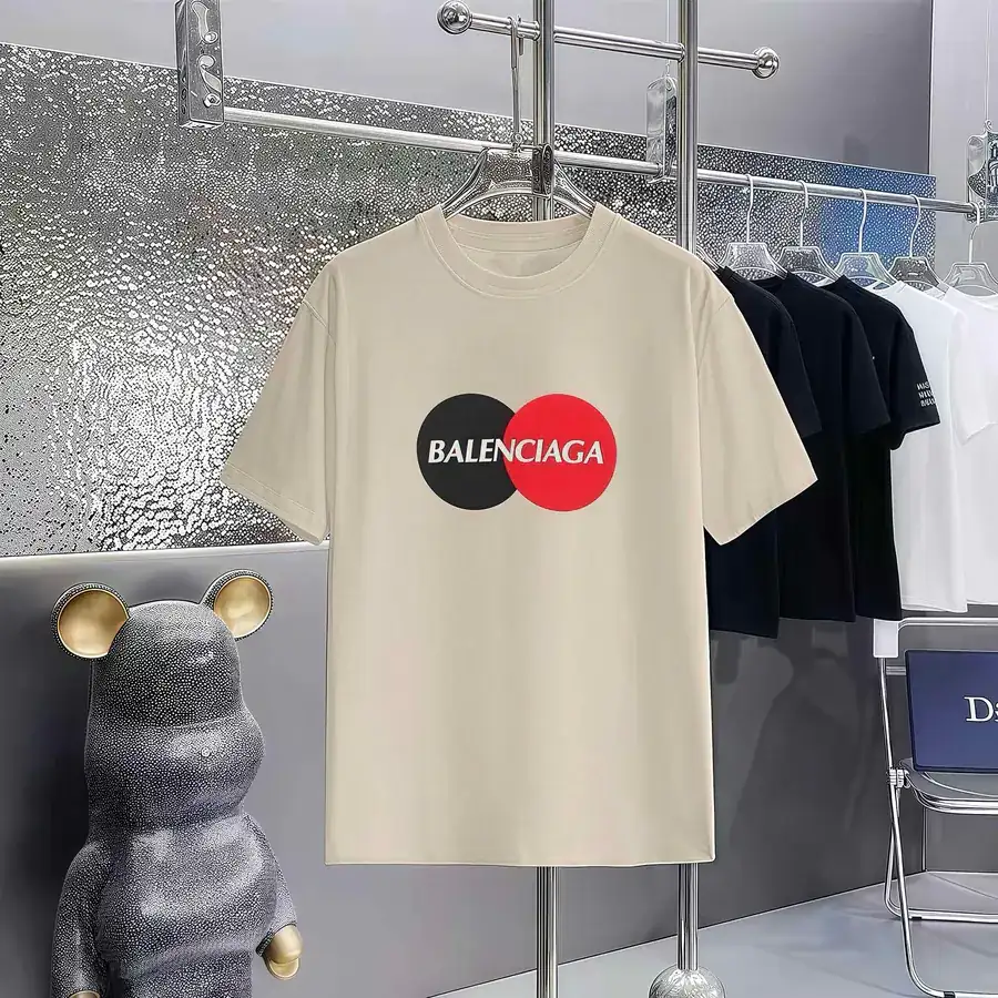 Balenciaga Paris Print Round Neck Short Sleeve T Shirt