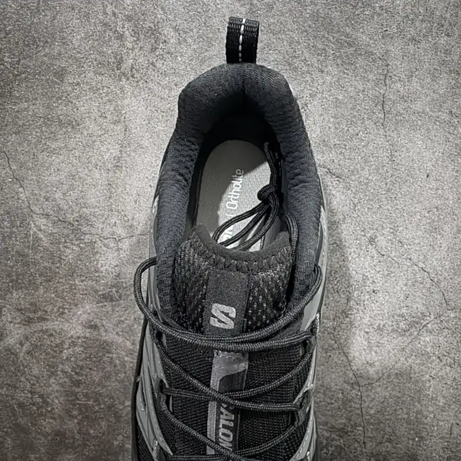 350 CX Exclusive Original XT 6 Expanse II Black