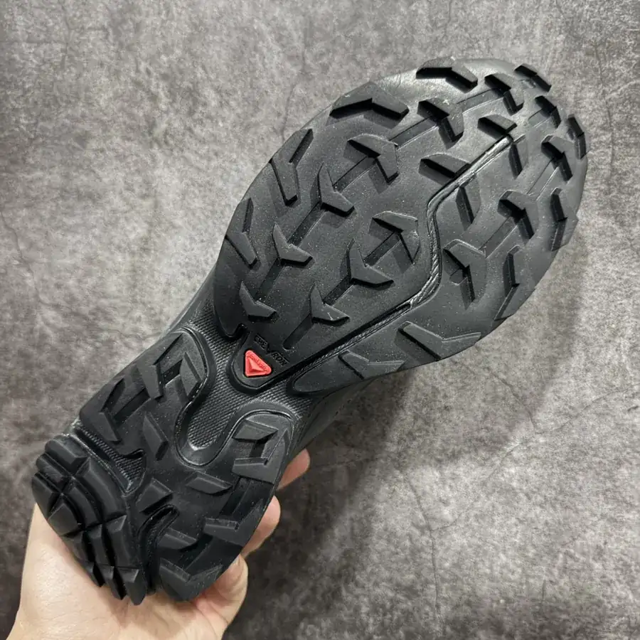 350 CX Exclusive Original XT 6 Expanse II Black