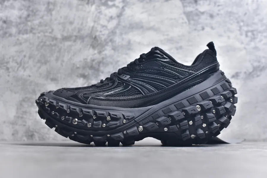 Balenciaga Defender Low Top Vintage Worn Effect