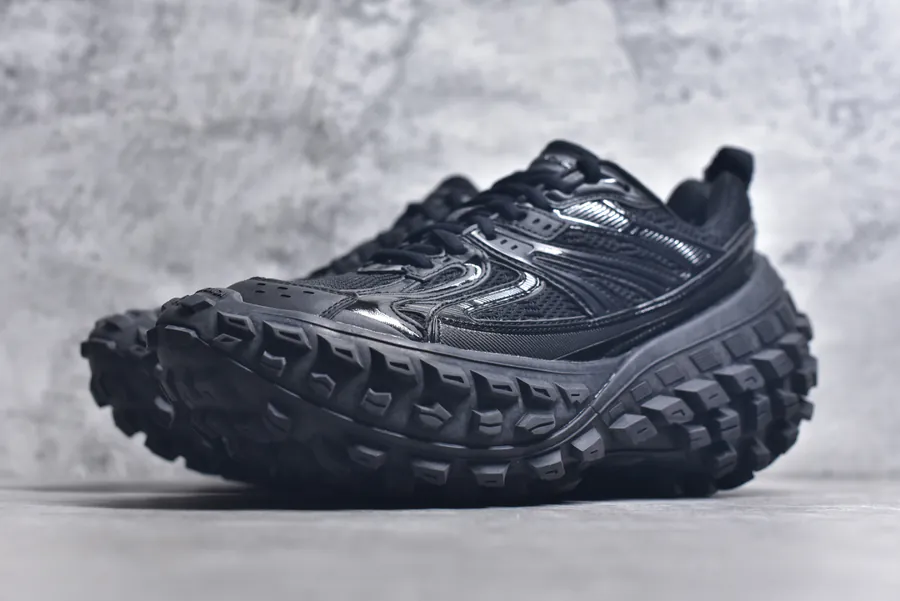 Balenciaga Defender Low Top White