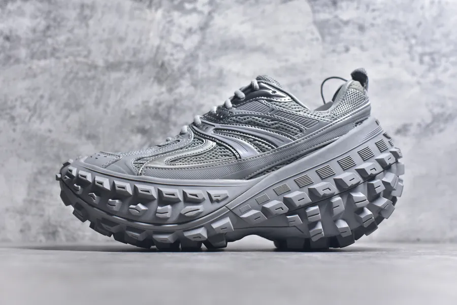 Balenciaga Defender Low Top Vintage Worn Effect