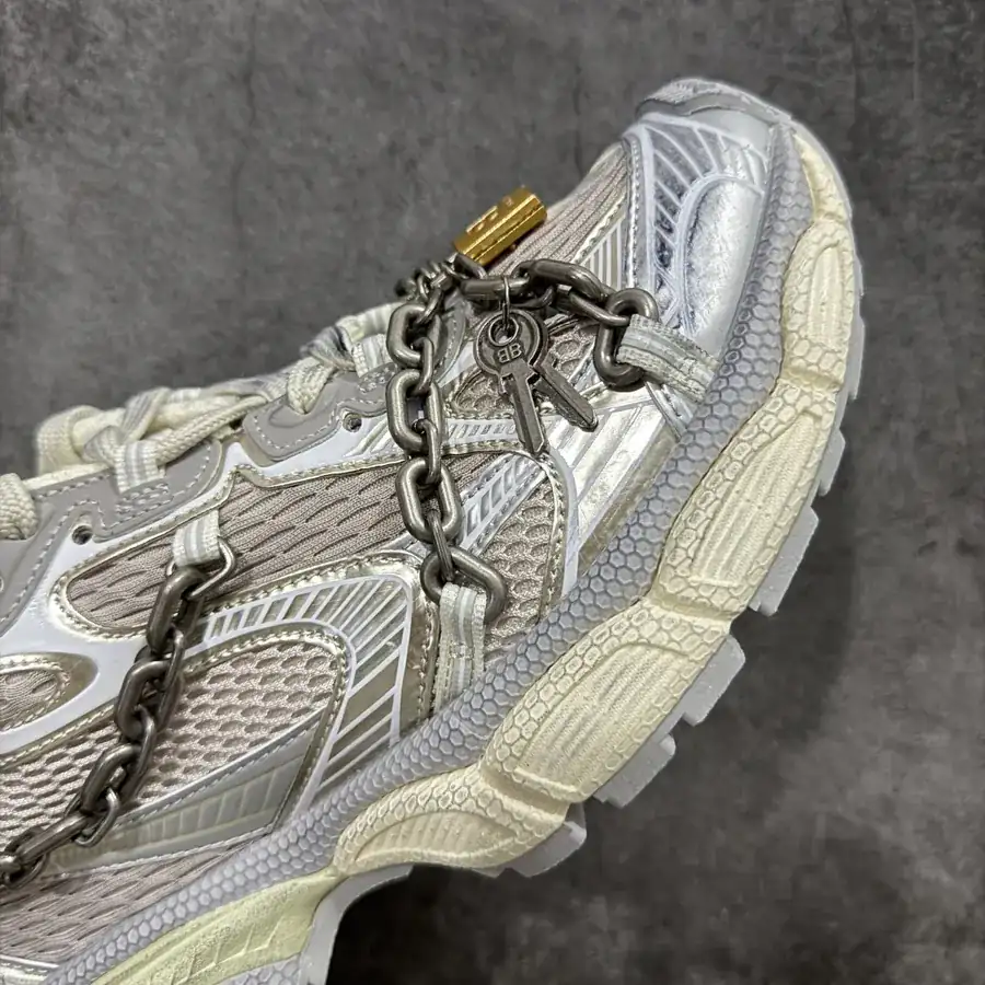 BALENCIAGA 3XL Sneakers Vintage Style
