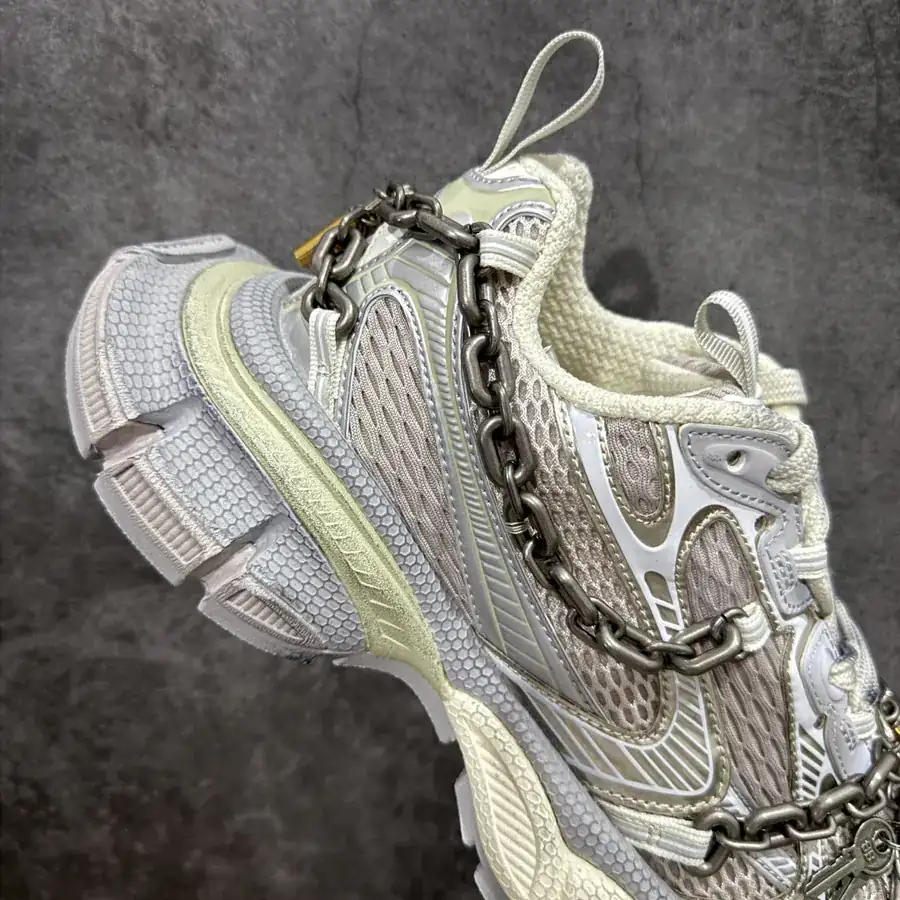 BALENCIAGA 3XL Sneakers Vintage Style