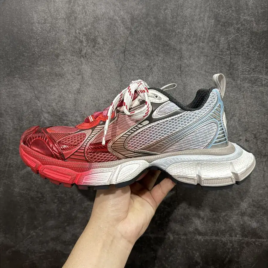 BALENCIAGA 3XL Sneakers