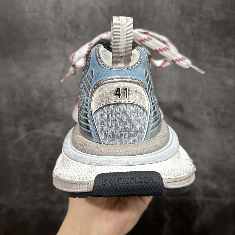 BALENCIAGA 3XL Sneakers