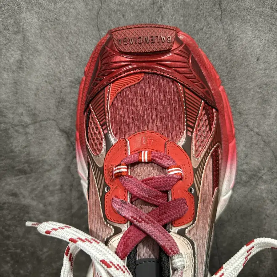 BALENCIAGA 3XL Sneakers