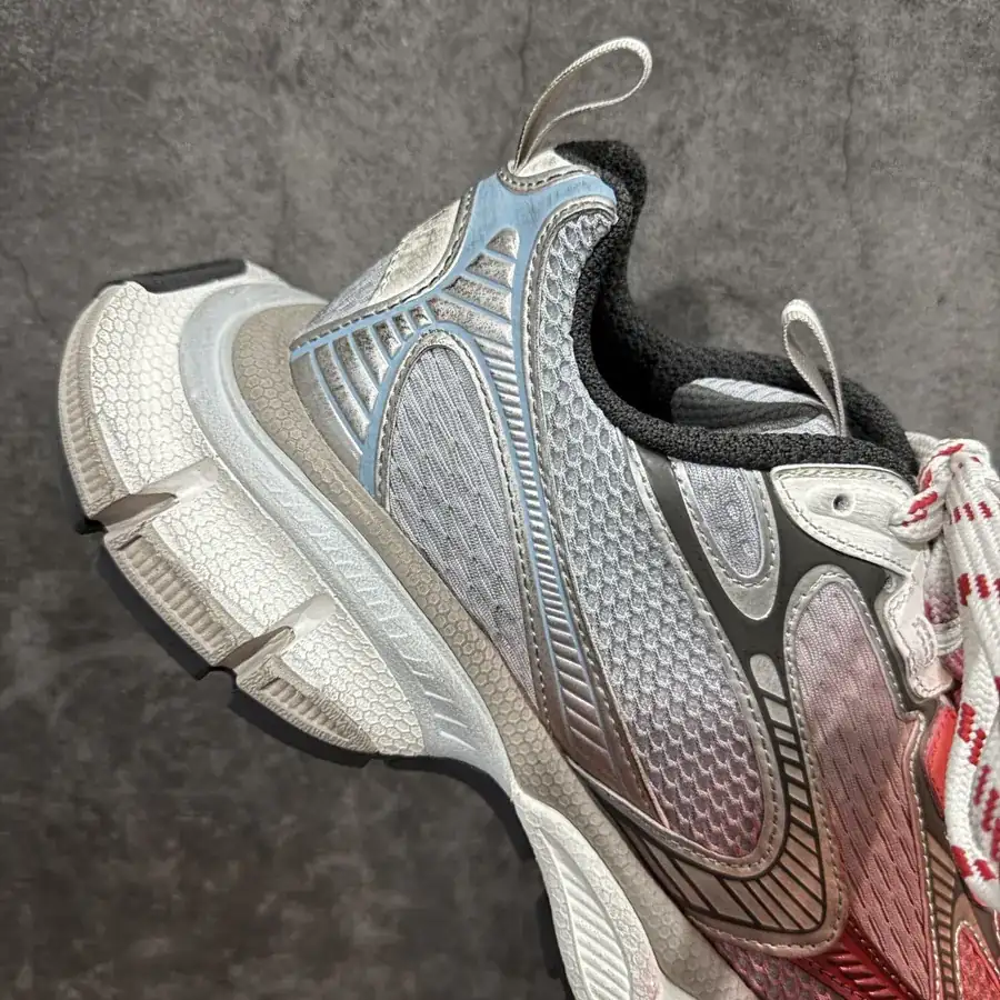 BALENCIAGA 3XL Sneakers