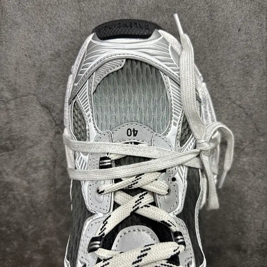 BALENCIAGA 3XL Sneakers