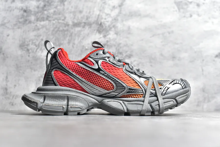 BALENCIAGA 3XL Sneakers Vintage Style