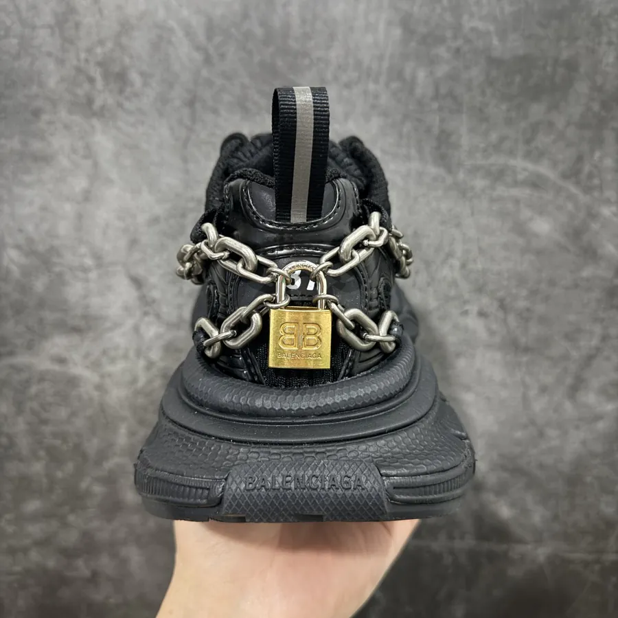 BALENCIAGA 3XL Sneakers Vintage Style