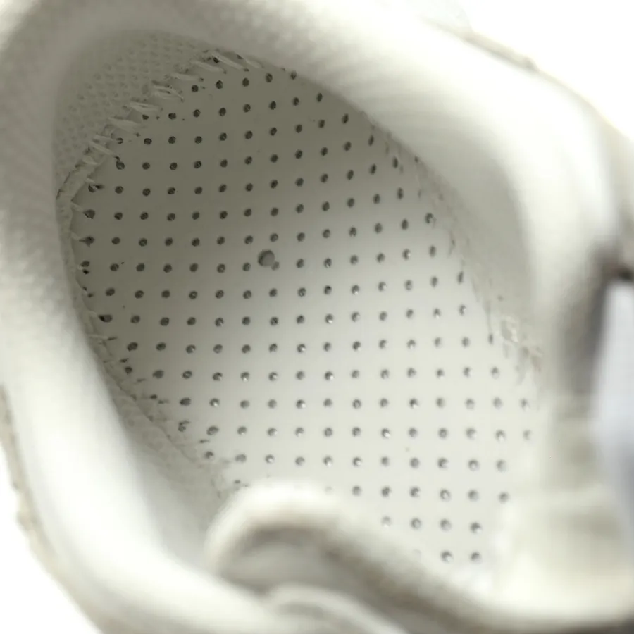 BALENCIAGA Monday Sneaker Vintage Style, White Black Distressed