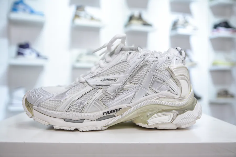 BALENCIAGA Runner XA Edition
