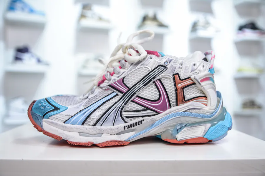 BALENCIAGA Runner Exclusive Original
