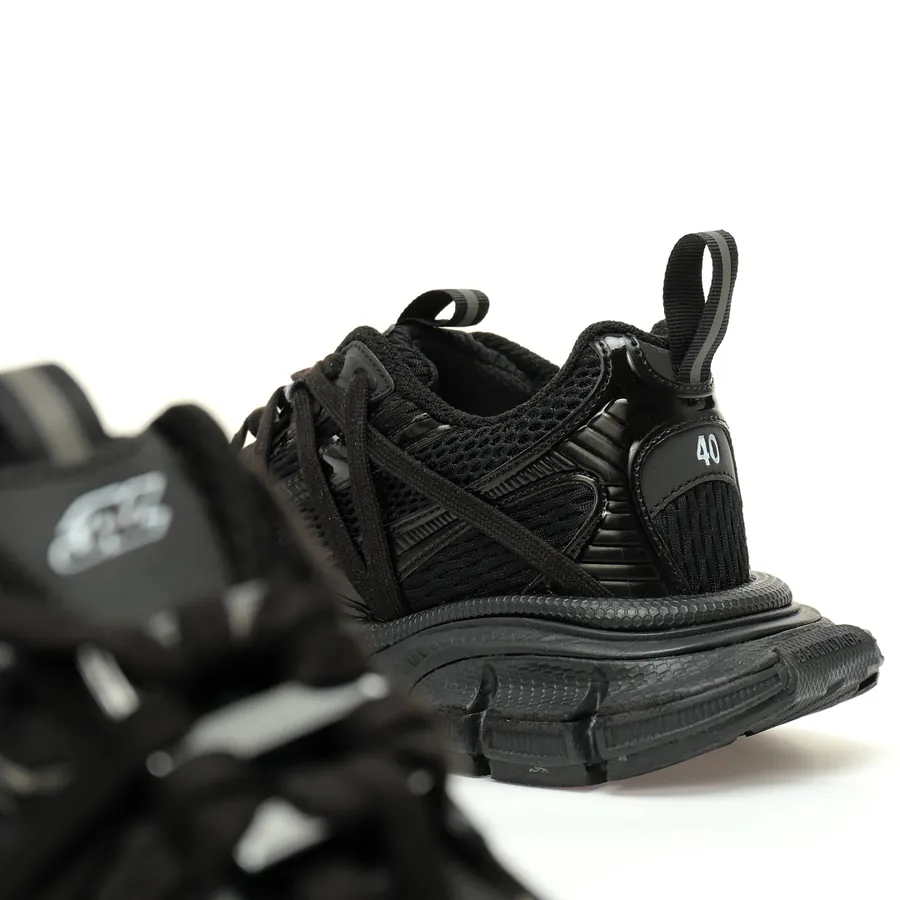 Balenciaga 3XL Sneakers Vintage Style, Retro Design
