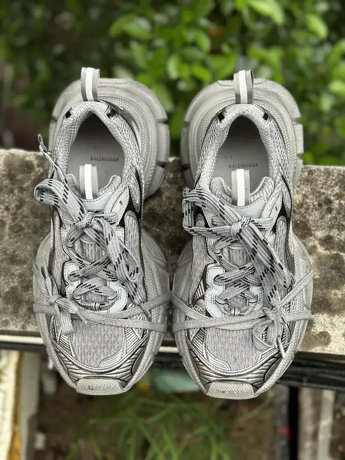 BALENCIAGA 3XL Sneakers