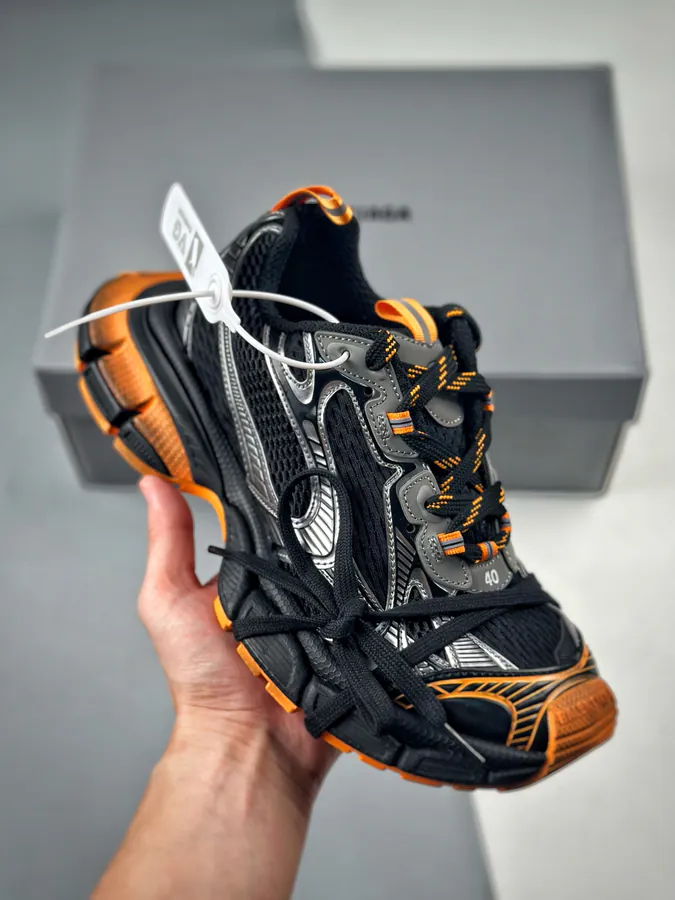 Balenciaga Vintage Runner Sneaker