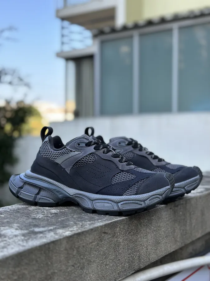 Balenciaga 3XL Syede Vintage Sneaker