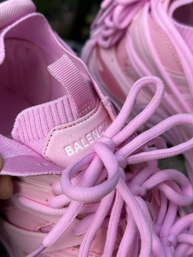 BALENCIAGA Runner Original Parisian Style