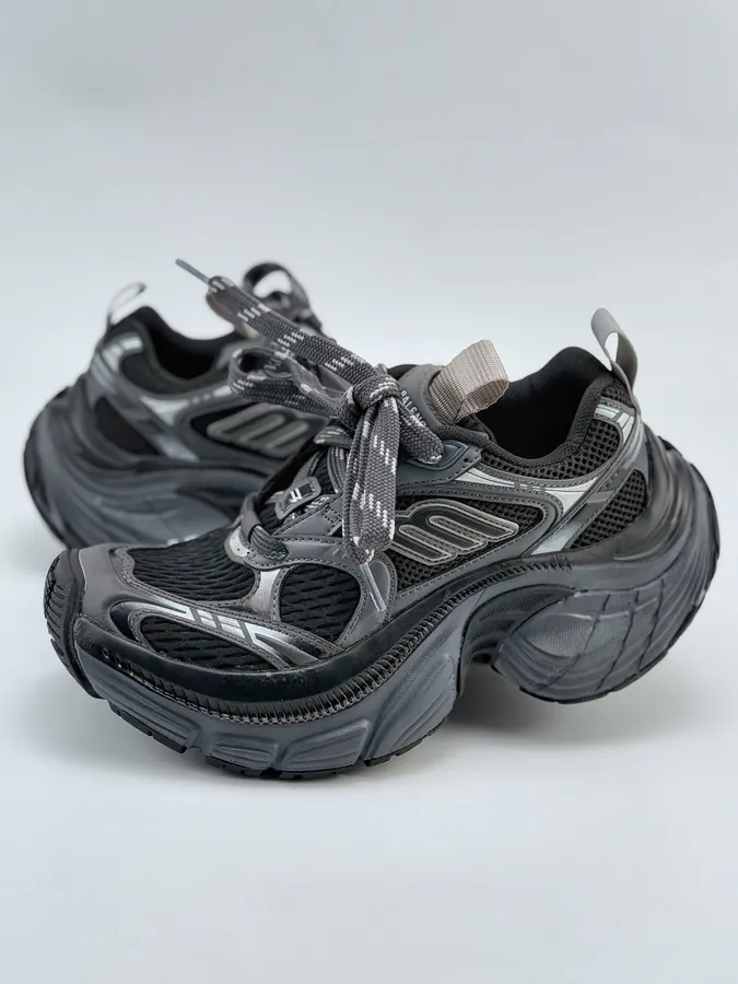 Balenciaga Cargo Sneaker 10XL