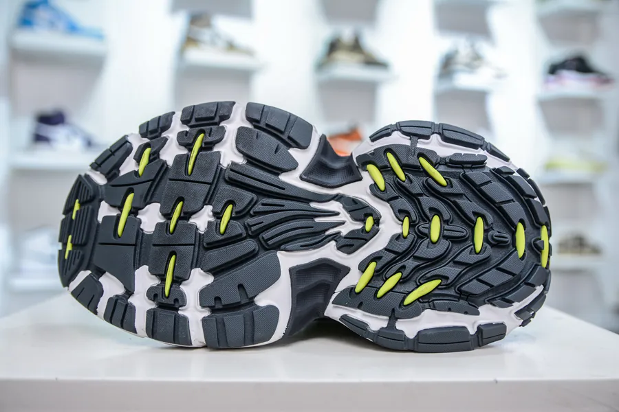 BALENCIAGA 10XL Sneakers Exclusive OG Edition