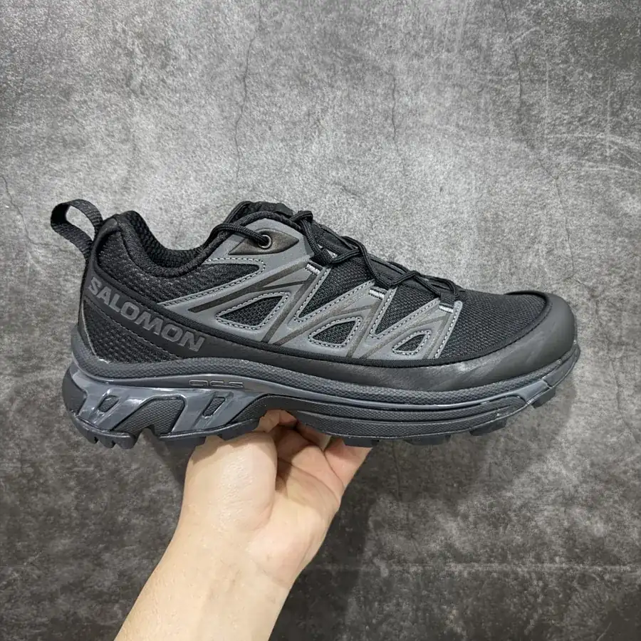 Sal XT 6 Expanse Trendy Outdoor Functional Shoe