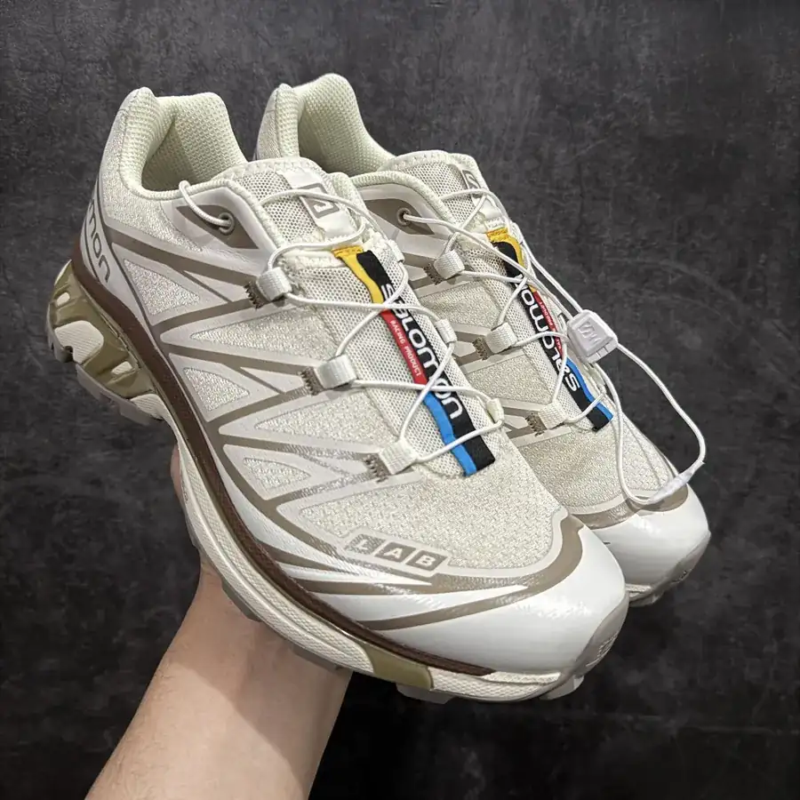 SAL XT 6 Expanse 1st Generation Outdoor Running Shoes with Retro Style