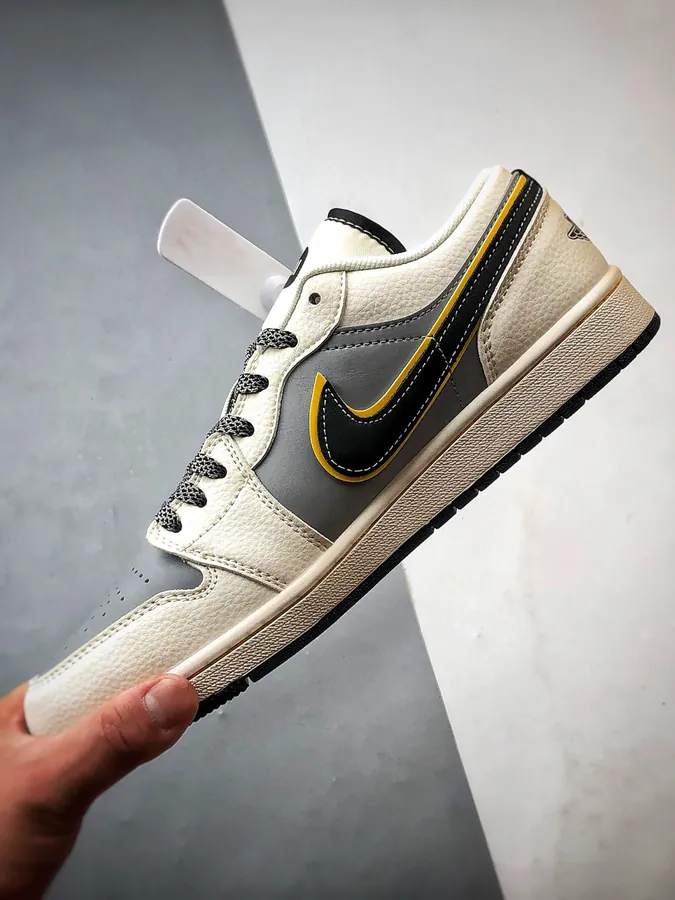 Air Jordan 1 Low OG Premium Custom