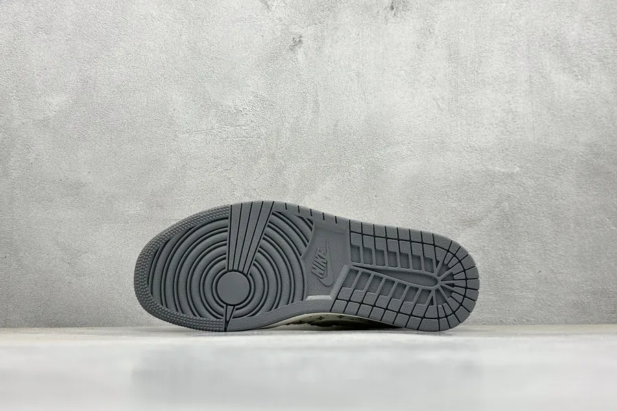 OG Version Company Stock Air 1 Low 1