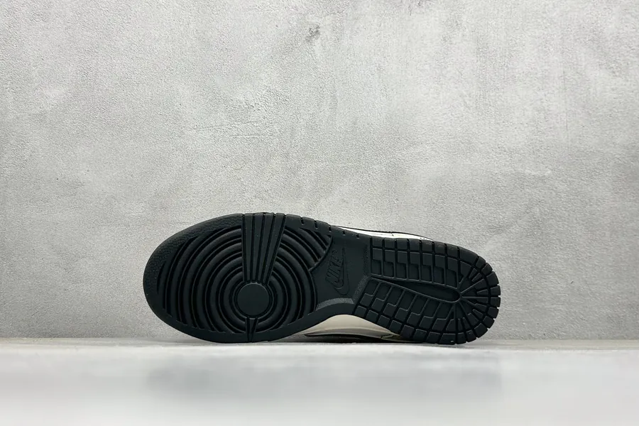 Nike SB Dunk Low OG Version Northern Face Collaboration