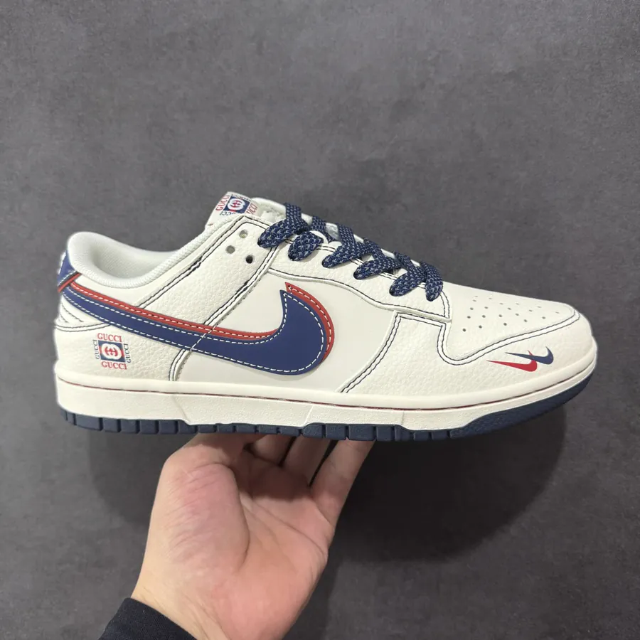 Nike SB Dunk Low x Gucci Collaboration Red Blue Double Swoosh