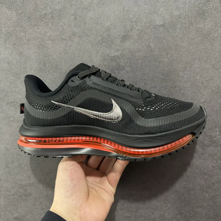 Nike Pegasus Premium Airscape Low Top Running Shoes